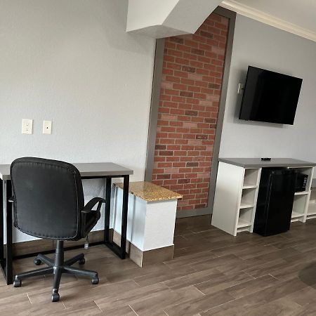 The Symphony Inn & Suites Хьюстон Экстерьер фото