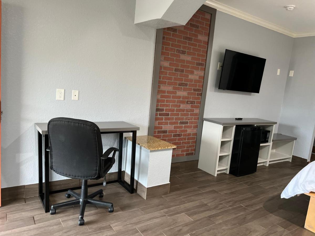 The Symphony Inn & Suites Хьюстон Экстерьер фото