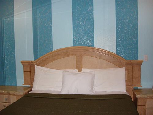 The Symphony Inn & Suites Хьюстон Экстерьер фото