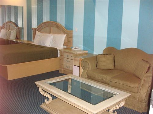 The Symphony Inn & Suites Хьюстон Экстерьер фото
