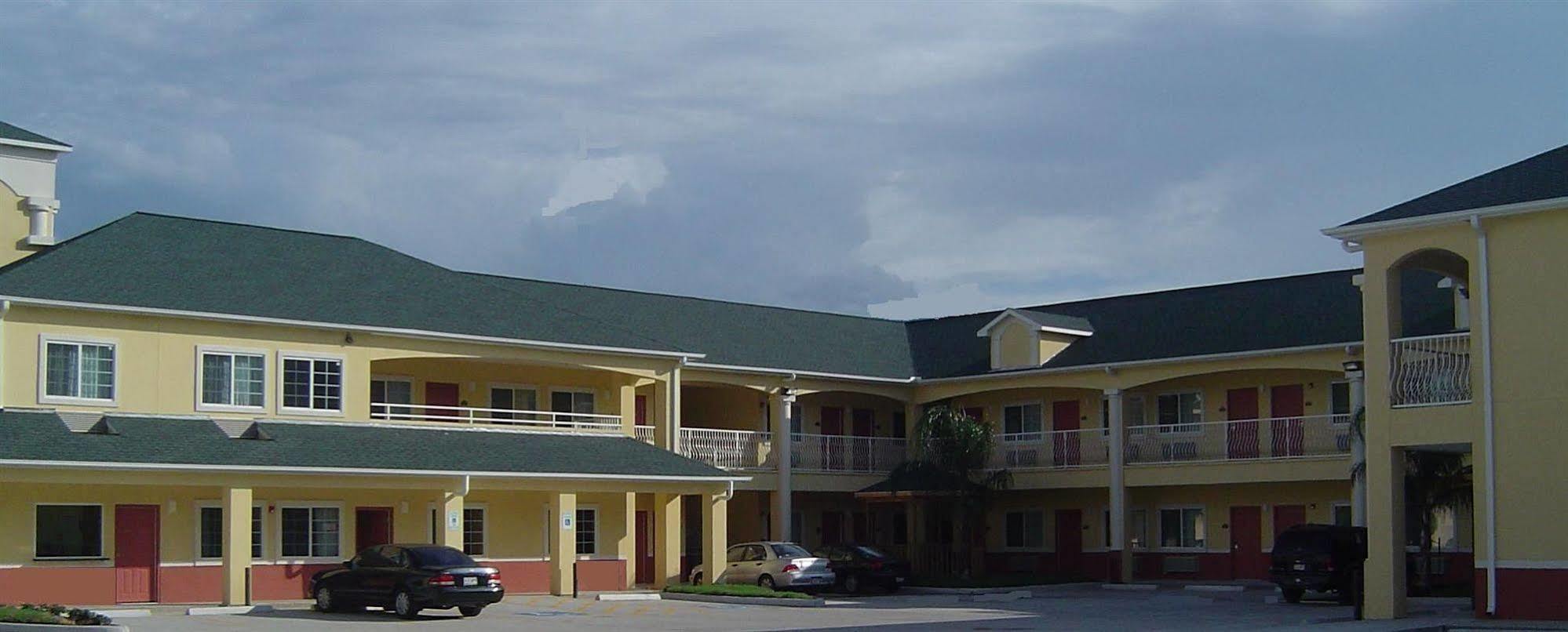 The Symphony Inn & Suites Хьюстон Экстерьер фото